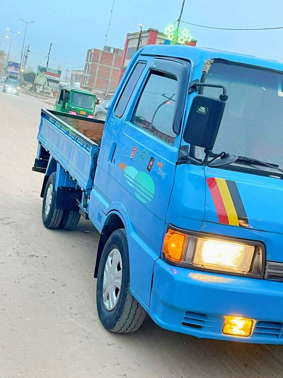 سلام عليكم كيه حمل البيع قماره وربع مديل 94 رقم كربلاء طويله سبعه جنكال السياره خير من الله كرهبايات كله شغاله مكينه وكير وكسن وشاصي كفاله وحداديه خير من الله تخم تاير جديد سياره رقم شاصي شعار  سعر 48 بيه مجال الطيبين                           مكان السيارة بابل الحمزه الغربيي
ستفسار على رقم ***********
