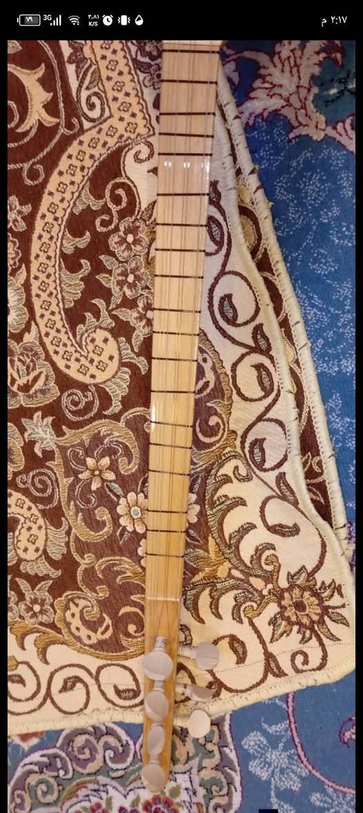 🎵 ساز للبيع 🎵
صوت أصيل وإحساس يبين من أول نغمة ✨
عود نظيف جداً بحالة ممتازة، جاهز للعزف 🎶
تجربة وفحص قبل الشراء ✅
السعر: خاص 💰
والجاد فقط أكو مجال بالسعر 🤝
لا تفوّت فرصة امتلاك عود بصوت جميل 🎼


**إذا كنت صاحب هذا الإعلان وتريد حذفه لأي سبب، رجاءا أرسل رسالة إلى الدعم الفني**