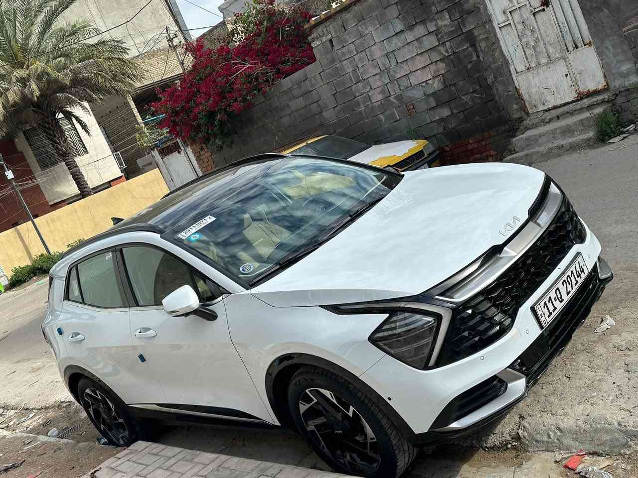 السلام عليكم سبورتج موديل 24 فول ماشيه ٣٥ بيه ضربه بسيطه بلجامغ وشويه بلبنيد السعر ٢١٥ وبيها مجال بسيط ***********
