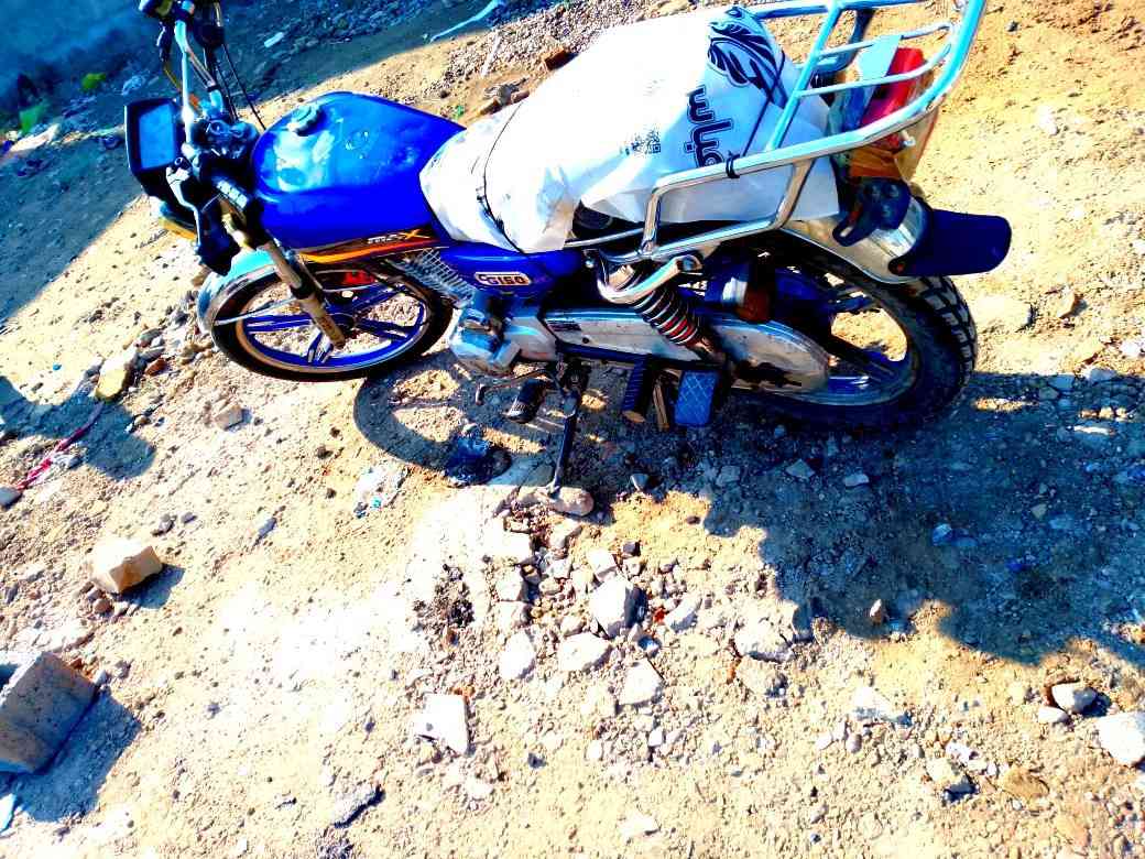 السلام عليكم دراجه ايرانيه موديل 2022 سعرها 600وبيها مجال عنوان بغداد شعله ***********
