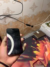 ايفون اكس ماكس 256  بطاريته78 نضافه90% فقط ضهر مفطر و السماعه الفوك مت...