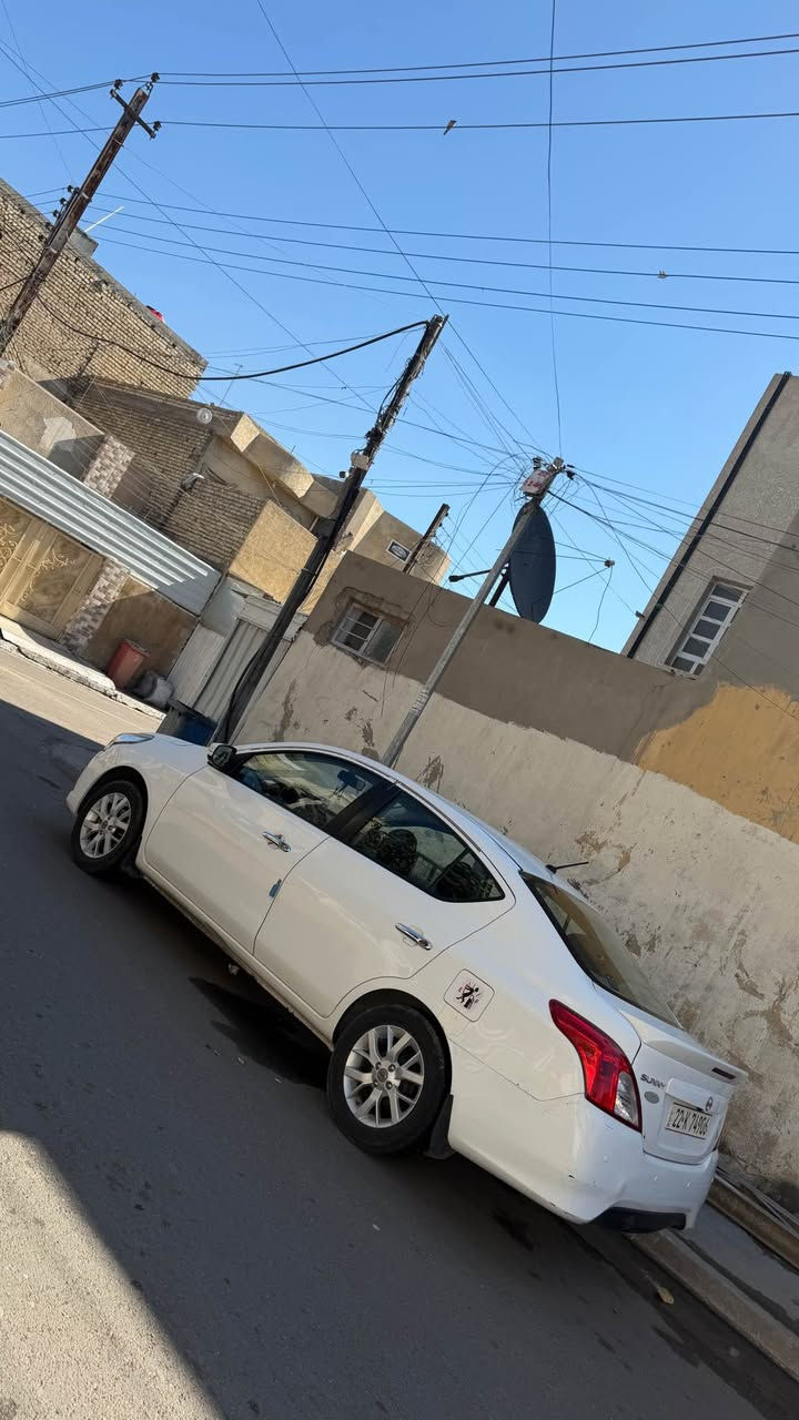 نيسان سني مصري 2023 ماشيه 87 الف مابيها اي ضربه مجرد طخات موضحه بسونر رقمها شمالي شاشه جامات دكم كلشي بيها نظيف 

استفسار رقم
*********** Colombo, Sri Lanka
