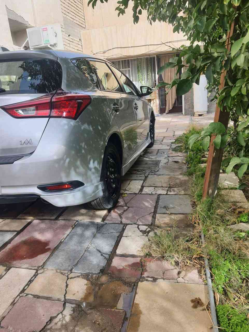 السلام عليكم ... كورله للبيع موديل ٢٠١٨ بغداد حادث جدا خفيف بدون دواخل ايرباكات سليمه ماشيه قريب ال 70  السعر '125 للاستفسار  ***********   مكاني بغداد  العامريه
