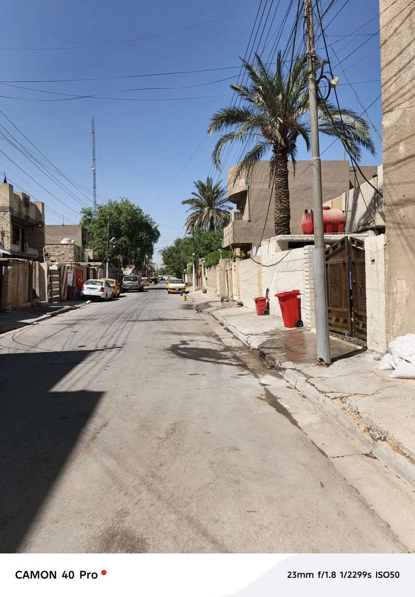 150متر طابو صرف حي رئاسه المعلمين واجهه سبعه ونص نزال عشرين اتلث غرف نوم استقبال مطبخ خدمات منور وكراج وخدمات والبيت سند مستقل السعر، 270وبيه مجال ***********
