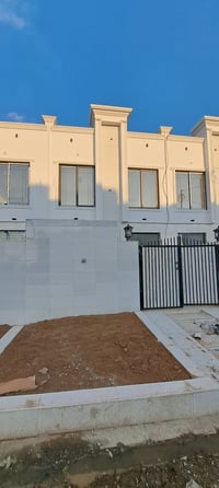 أربيل • حي ٨ حصاروك • ١٠٠م ٣ غرف