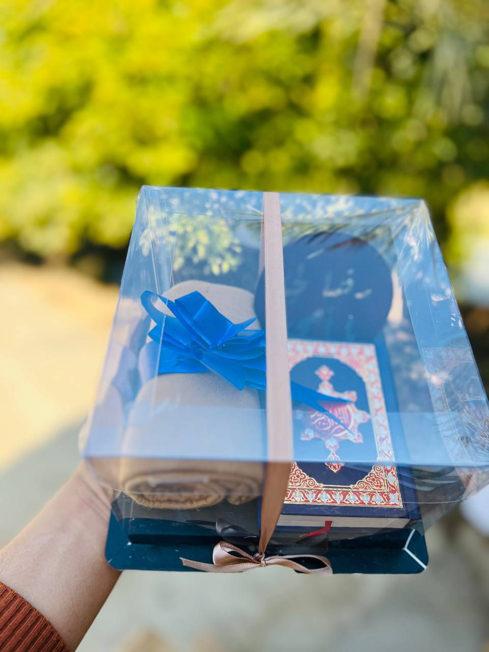 💥توصيل مجاني لمدة أسبوع💥💥 
عيد الأم قرب 🤭🎀🎀
والهدايا بس يمنا 
ترى تستاهل هيج هدايا وترتيب ❤️🌟
متوفر توصيل لكافة محافظات العراق 🎀🌻 
للحجز والاستفسار يرجى مراسلتنا خاص او 
*********** 🎁💥
