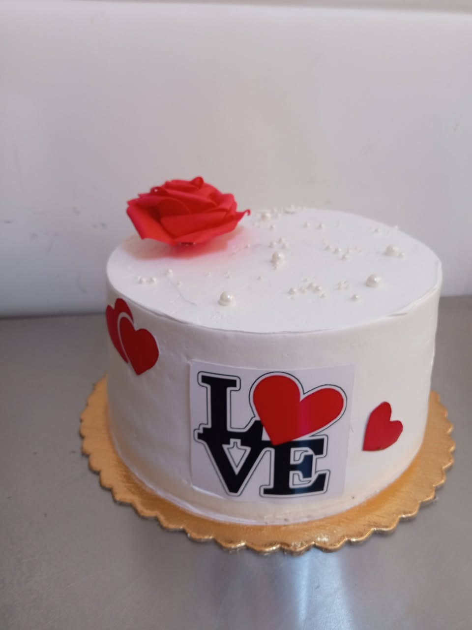 متوفر بيع مباشر كيك بمقاسات مختلفة الأسعار تبدأ من٨٠٠٠الي ١٥ الف حشوة جوز مع شموع باشكال مختلفة ب٣٠٠٠ فقط  متوفر توصيل أو زورو محلنا حي العسكري كبل شارع صيدلية الرتاج قرب حسينية شيخ الأنصار


**إذا كنت صاحب هذا الإعلان وتريد حذفه لأي سبب، رجاءا أرسل رسالة إلى الدعم الفني**