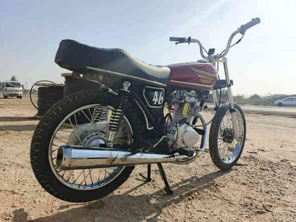 سلام عليكم دراجه نامه للبيع محرك نامه اصلي مامفتوحه مكان ناصريه سيد خيل رقم الهاتف  ***********
