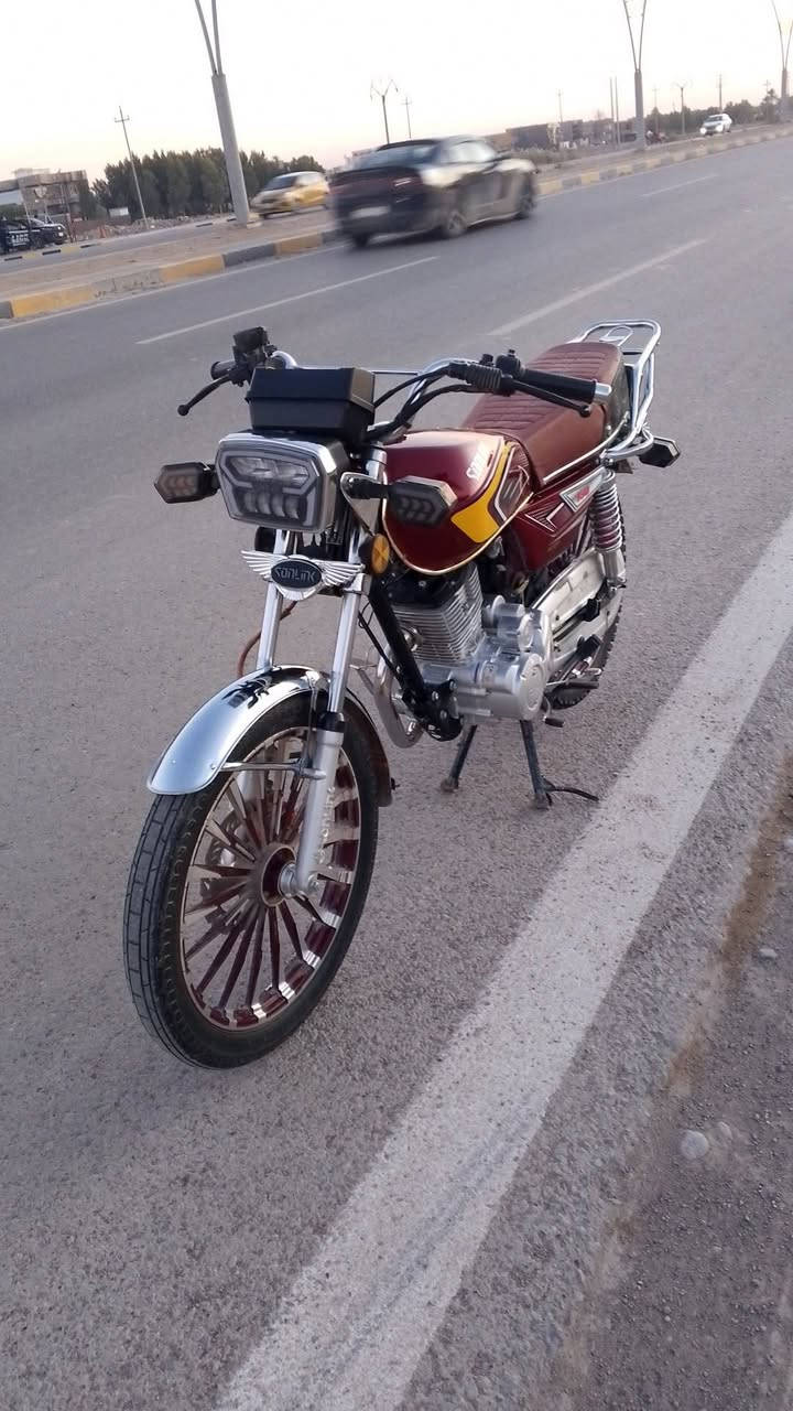 السلام عليكم دراجه سيفان موديل 24 مكينه خير من الله دراجه كامله ما بيها نقص كهربائيات كله شغاله
مكاني ديالى هبهب السعر 725 وبيها مجال بسيط الرقم ***********
