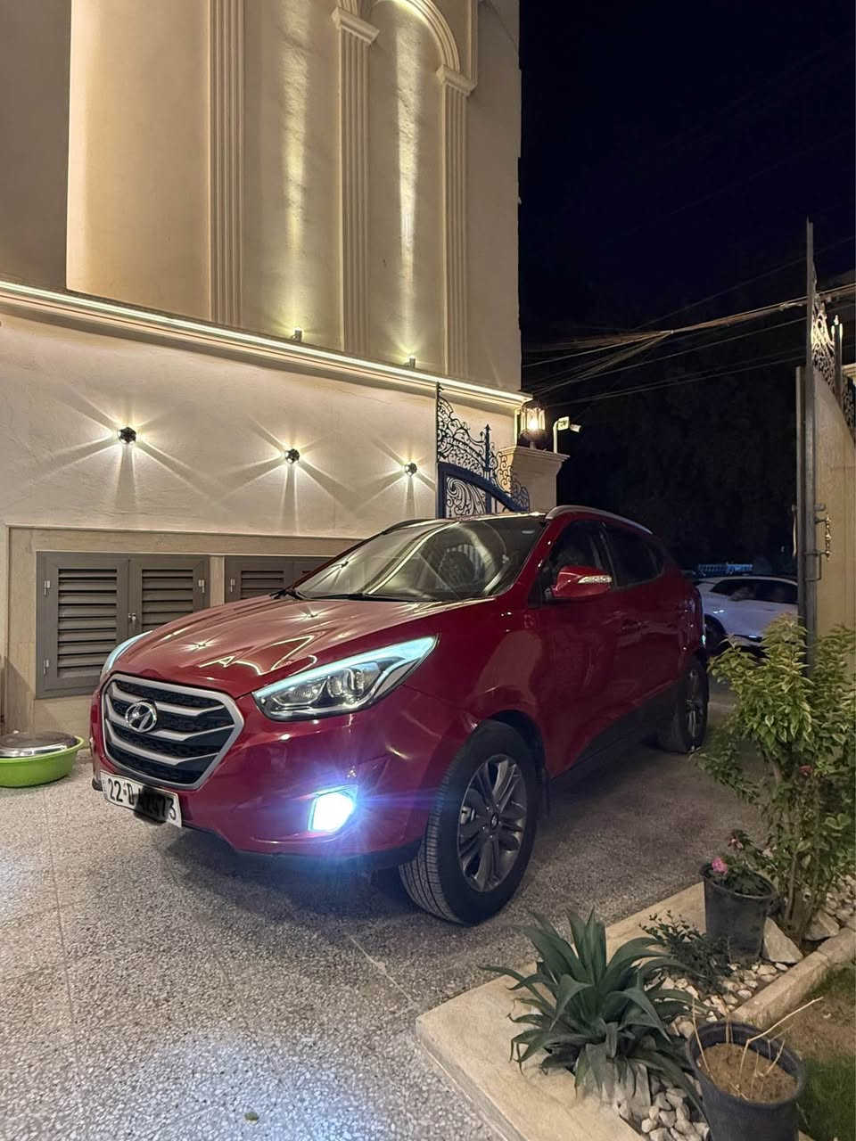 ﷽

السلام عليكم للبيع او المراوس حبايب 
توكسان خليجي 2015 رقم اربيل تحويل او وكالة 
سياره بدون حادث بيها قطع صبغ اثر جراد اني ابيع عام بس هيه مو عام. السياره جاهزه ع اخر حبايه مكينه كير ممفتوحات مكينه 2000 دوش تبريد ثلج صدر امامي وخلفي جديد تخم تاير وباتري جدد منظومه زنون كشنات جلد تحكمات ستيرن شاشه كامرا سياره جاهزه مابيها اي نقص 
السياره رايدها ب 118 وبيها مجال للشراي مكاني الاعظميه 
وهذا رقمي *********** اتصال او واتس بغداد, العراق
