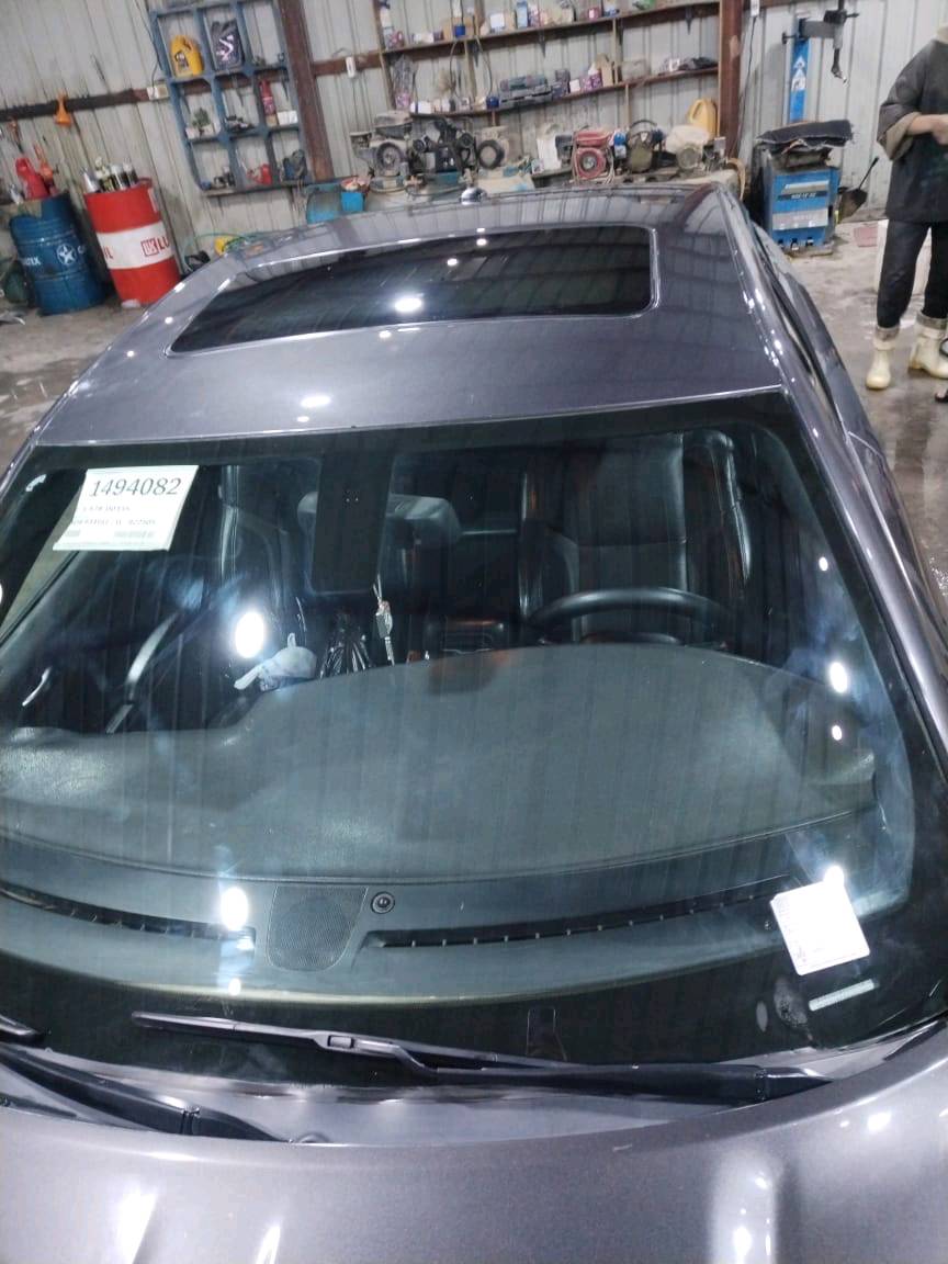 شارجر 2019 اصل sxt فول مواصفات فتحه سقف وبصمة ومكينة 3,6 رقمها اربيل شمالية راعيها موجود بلبصرة ابو السنوية تريد وكالة تريد تداور سيارة بيها قطعتين تبديل إضافة إلى صبغ اثر خدوش حدادية جديدة توني مبدلها ملاحضه السيارة بيها بخار خفيف اول ما تشتغل وراها يروح  سألت عليها كالو كاسكيت شكد تصليحها يصير يطيح من سعرها سيارة فول مواصفات تجي تشوفها وتدلل مستعجل علبيع كلش 