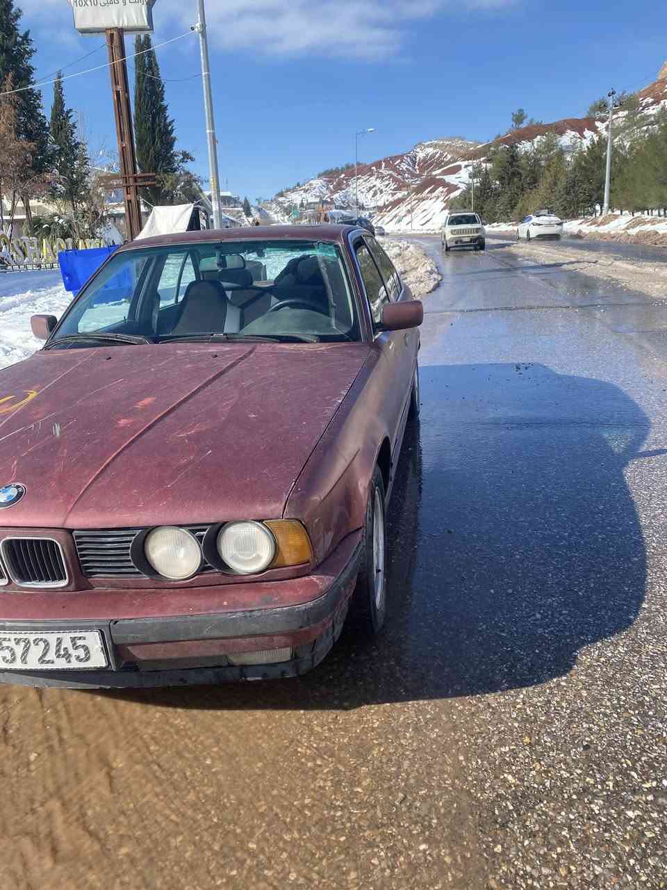 السلام عليكم بي إم 520 مديل١٩٩٣ مكينةوكير عادي مكينة مسكر عدل  السيارة باسمي الرقم الجديد عنوان بغداد الأمين شارع النواب السعر ٤٨ بيها مجال بسيط ***********
