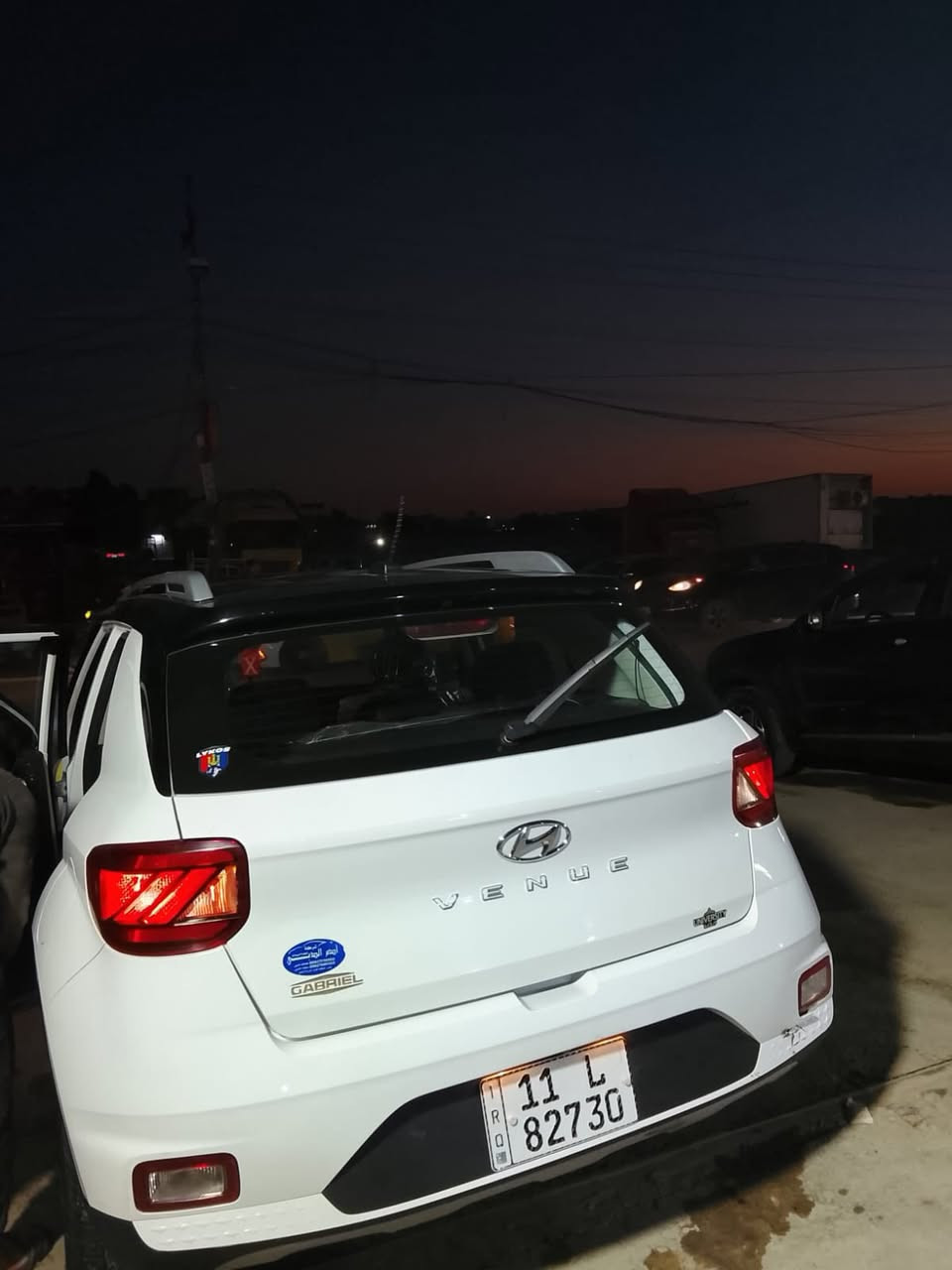 مرخصة لادمن 😍
سلام عليكم 
سيارة هونداي فينو للبيع 
سيارة وارد امريكي موديل 23 فووول موصفات 

سيارة تحكمات ورادرات وبصمة وتشغيل عن بعد 
ومري شفط 
سيارة معروفة موصفاتها 
محرك ١٦٠٠ 
سيارة حادثها بس داعمية امامية مبدل وبارد بخشم البنيد 
رقم بغداد انكليزي بسمي تحويل ثاني يوم 

السعر 140 وبيها مجال 
الرقم ***********
