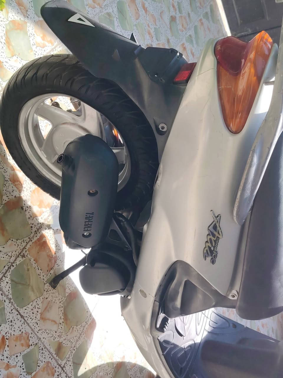 دراجه دولفين للبيع السعر ٥٥٠ وبيهه مجال الشراي يتصل عل *********** مكانهه السماوه كرهبايات شغاله سلف هندر مكينه ناعمه شرط مامفتوحه عل البلاد
