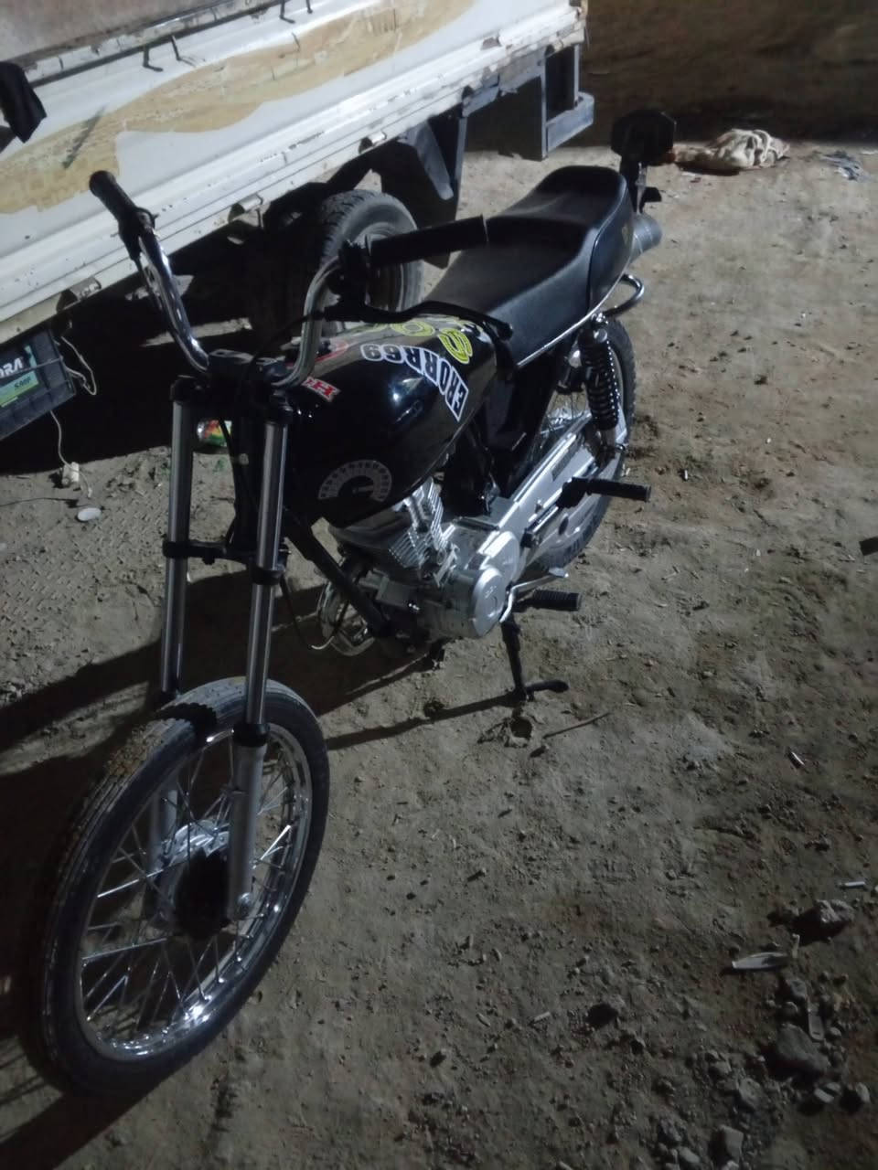 دراجه البيع كلك كلك 400 وبيه مجال ابو 300 اطلع كبل


**إذا كنت صاحب هذا الإعلان وتريد حذفه لأي سبب، رجاءا أرسل رسالة إلى الدعم الفني**