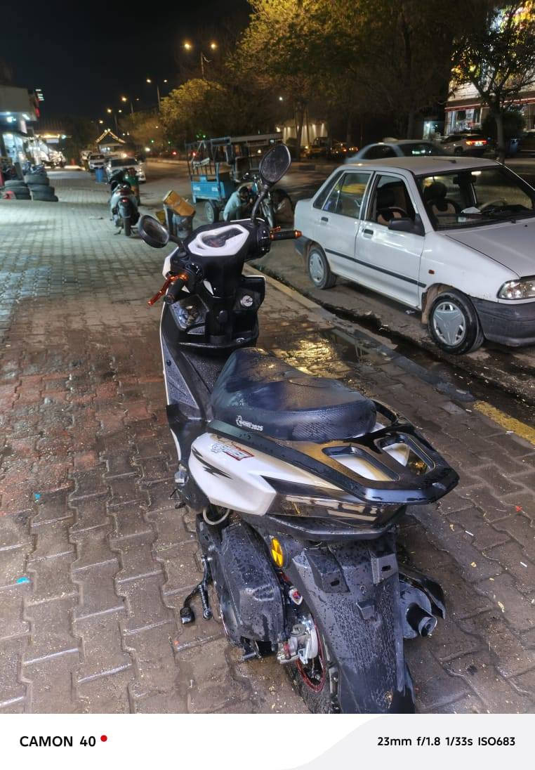 سكنس موديل 2025 شهر العاشر  

 مصار هواي من طلعتها من المعرض وعندي وصل بتاريخ خروجها من  المعرض.   ماخذها واحد وربع. اريدها  ب 850 وبيها مجال قليل    متوازي على بيعتها. 

 ***********
