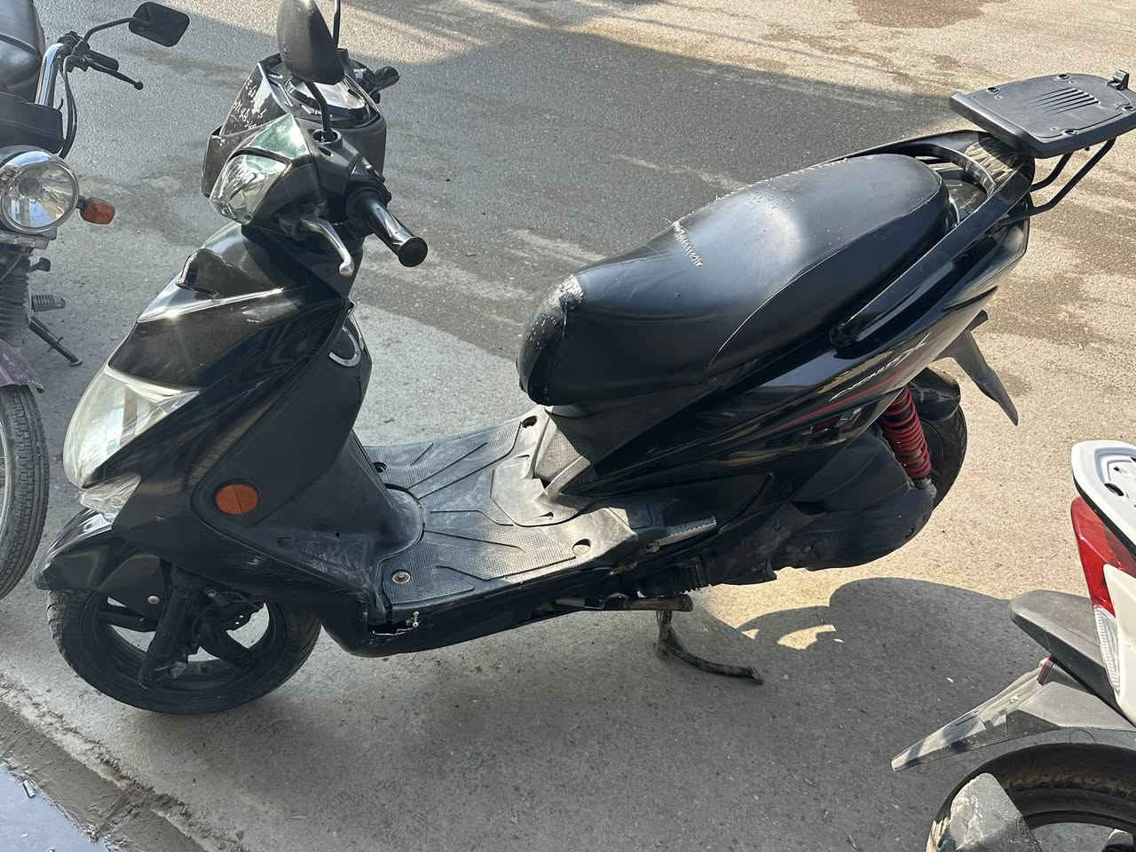 سكنس لد حديث لبيع دراجه كفاله عامه عده لكفر مكسور وموضح بلصور كهربايات كلهه كامله الشراي يتصل *********** مكاني بعقوبه
