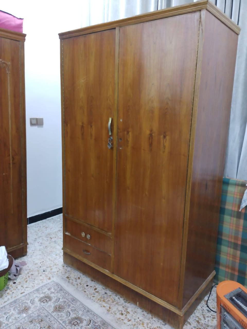 سلام عليكم كنتور بابين تزكام يرادلة بس قفل السعر 125. بكاني شعلة سلاميات ***********
