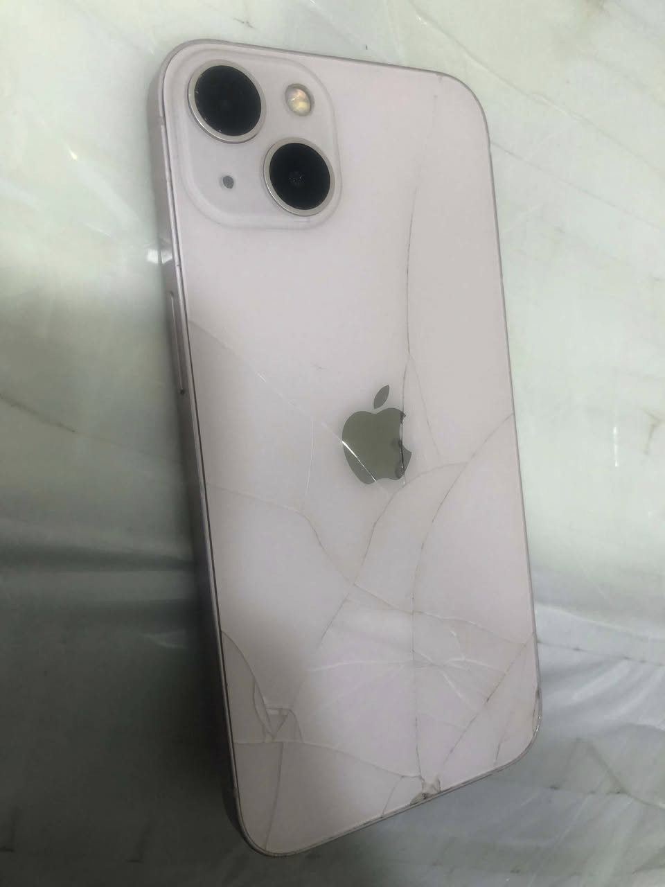 iphone 13 128GB 2sim
پاک و خاوێن

پاتری گۆڕاوە بە شتی دەرەجەیەک  و دەقی شەریکە

١٢٨ گێگایە و دوو سیمکارتە

فەیس و کامێرا وشتی لۆک

شاشەی ئەو پەڵەیە بچوکەی هەیە و زیاد نەکا 

بۆ محامەلە چات مەکەن قفڵی

٢٧٠ هەزار قفڵ

گەیاندن هەیە.


**إذا كنت صاحب هذا الإعلان وتريد حذفه لأي سبب، رجاءا أرسل رسالة إلى الدعم الفني**