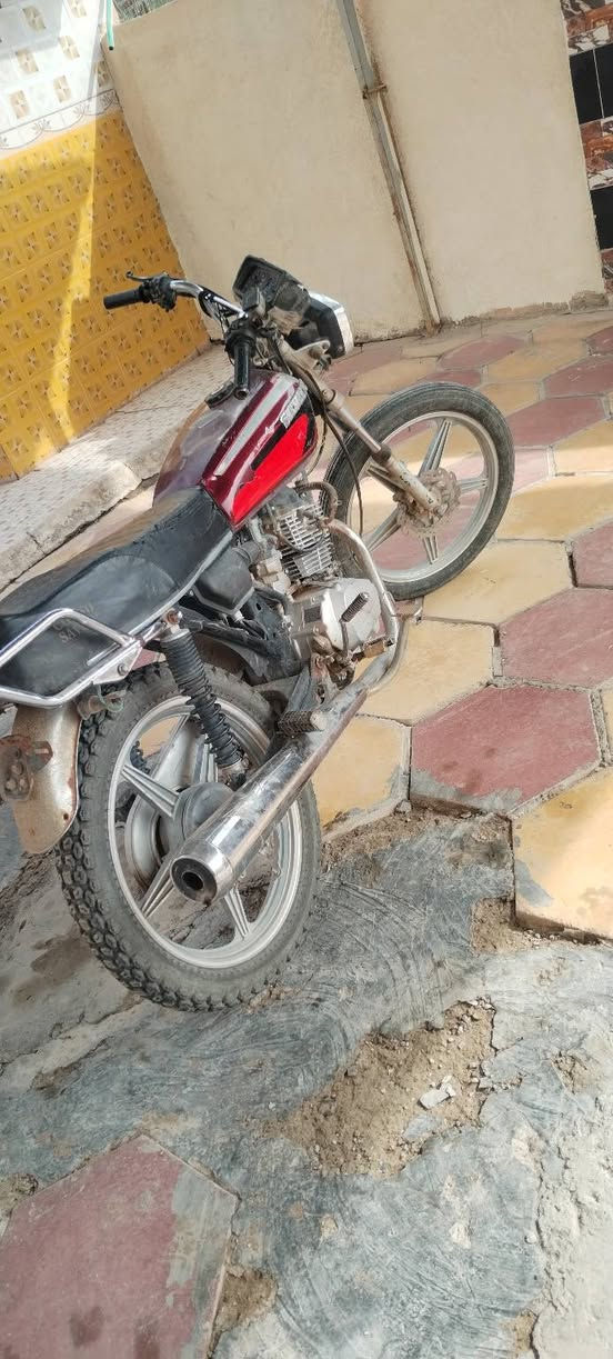 السلام عليكم دراجه البيع سيفان 2019  كهربائيات فول مكينه نكره سلف دراجه حلوه بس بيه نواقص مثل ما ***********واضح كدامك السعر 350بي مجال
