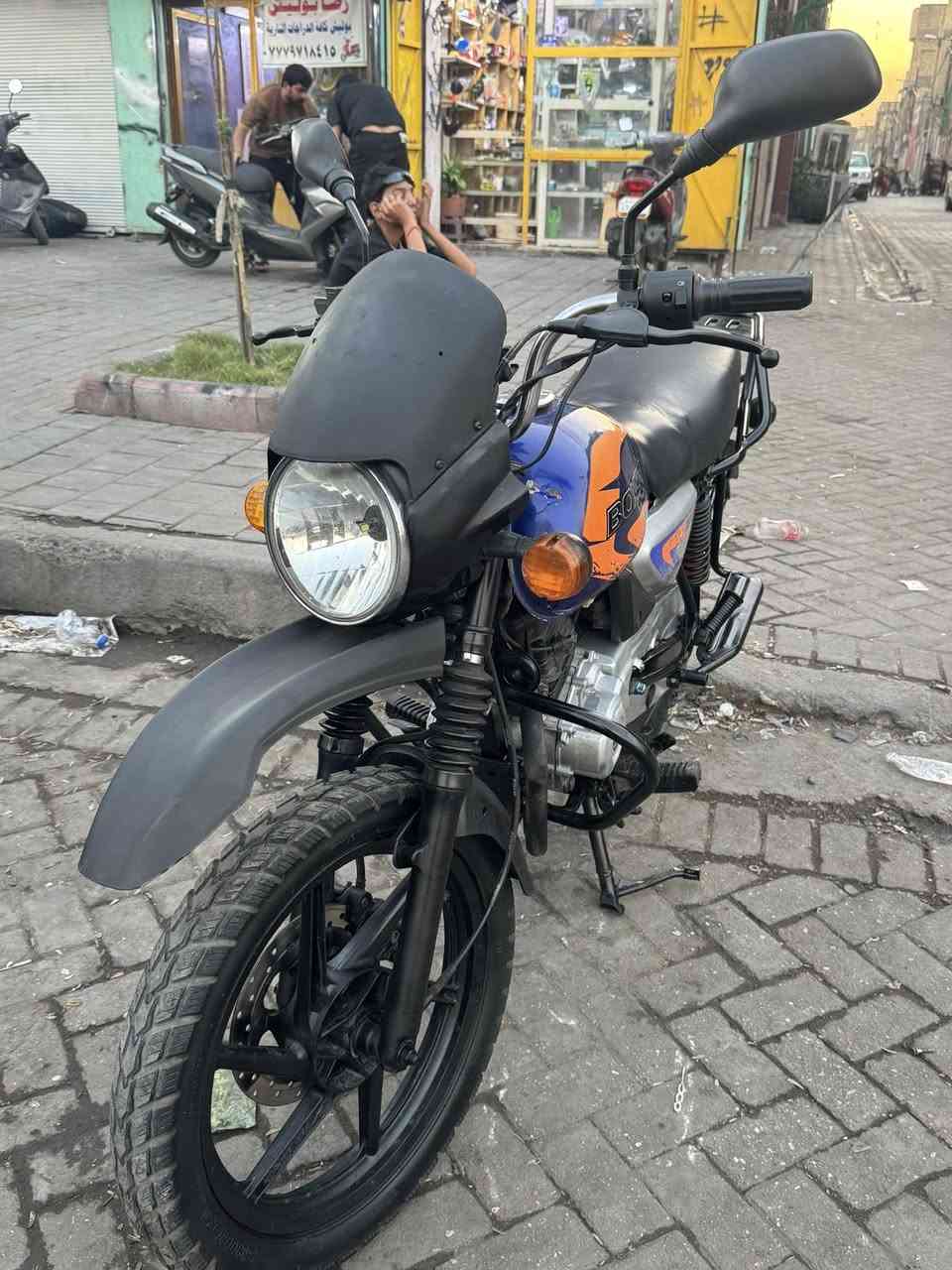 🏍️ دراجة بوكسر للبيع
* موديل 2022
مشروع وطني* تحويل ثاني يوم
* كفالة عامة
* مجفّتة تجفيت شركة
* الدراجة نظيفة جداً وحالتها ممتازة، خير من الله

💰 السعر: 2100
يوجد مجال بسيط للمشتري.

📍 العنوان: بغداد – مدينة الصدر

للاستفسار والمراسلة ***********
