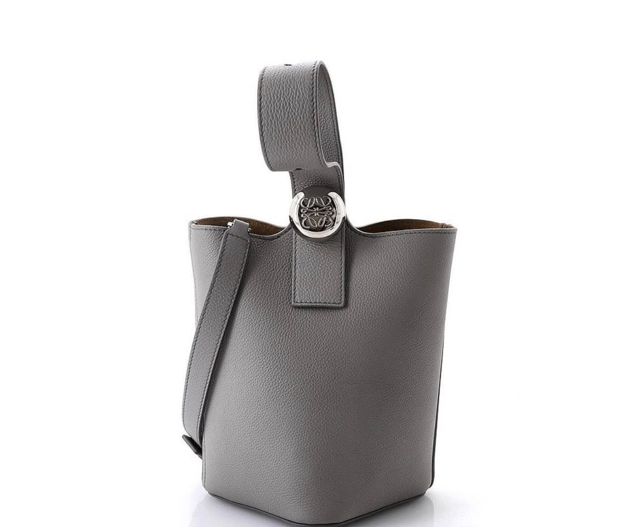 لوي حجم وسط اسبانيا اصلية للحجز مراسلة الصفحة


**إذا كنت صاحب هذا الإعلان وتريد حذفه لأي سبب، رجاءا أرسل رسالة إلى الدعم الفني**