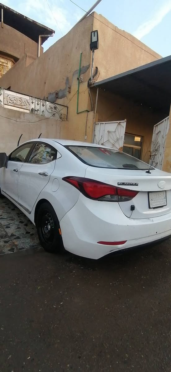 السلام عليكم الانتراء مديل 2015 بسمي رقم بصره بيه مدكر مصبوغ صفت العبري وبيه بنيد شوي مكشر صبغ وصندوك هم قليل كلش مكشر اتصال ع رقم ***********
