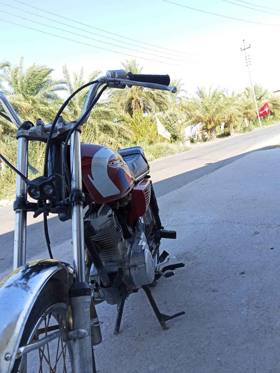 ايراني للبيع ادوات دراجه نظيفه تايرات مكينه كله نضيف السعر 375 وبيه مجال قليل  ملاحظه كفاله فقط من السرقه انه مكلف بالنشر رقم صاحب الدراجه  ***********
