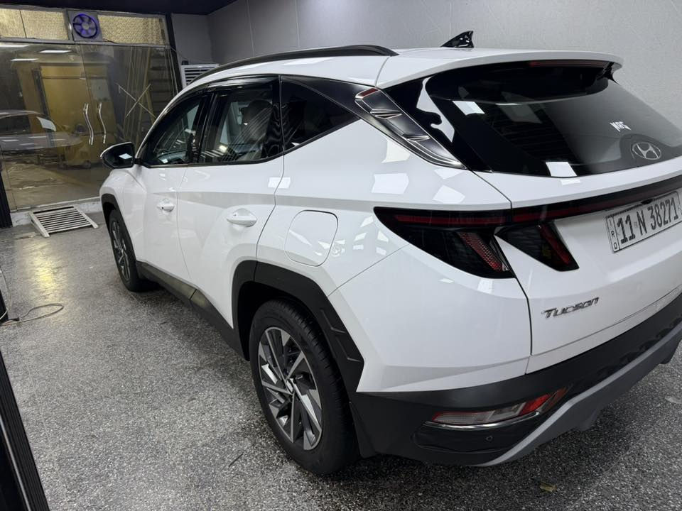 السلام عليكم
توسان خليجي موديل2024 
ضمان الاولى موتور
فول مواصفات ما عده البانوراما
حساس امامي خلفي
كشنين كهرباء
شاحن واير ليس
نضام ترحيب 
السياره ع حاله الوكاله 
ماشيه 68
المكان الكراده
السعر: 21.300$
الرقم:***********
