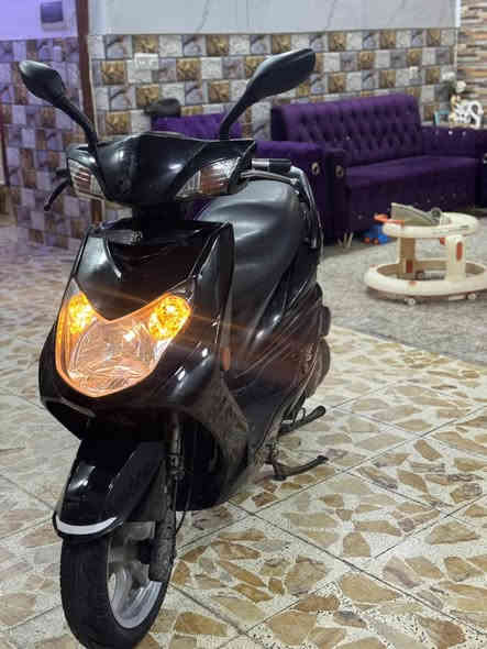 السلام عليكم سكنس فحل حديث وارد ياباني نوزل خطين جديده مال رمبه ماشيه 25 مكفوله كفاله عامه برغي ممفتوح بيه. كفرات اصليه ختم واحد شلعه معدل تشك الكاع اوراقه كامله مال جناي السعر750 الهاتف ***********‬ العنوان بغداد  اتصل وبيك وخير ودلل
