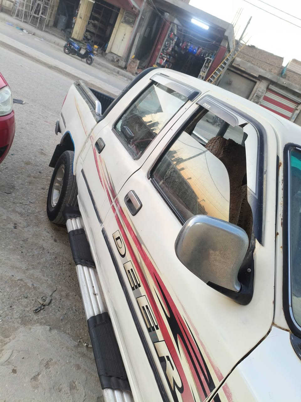 سلام عليكم بيكم دير موديل 2006 بخاخ دشبول نفخ

 رقم بابل (سياره مدفوع غرامات وضرايب ) مكفوله

 من ضربه وتبديل كير ومحرك شاصي اكسن شرط تخم

 تاير داخل نضيف سياره حلوه مال المكان الديوانية السعر 40وبيها حك جيه الاستفسار اتصل ***********,,
