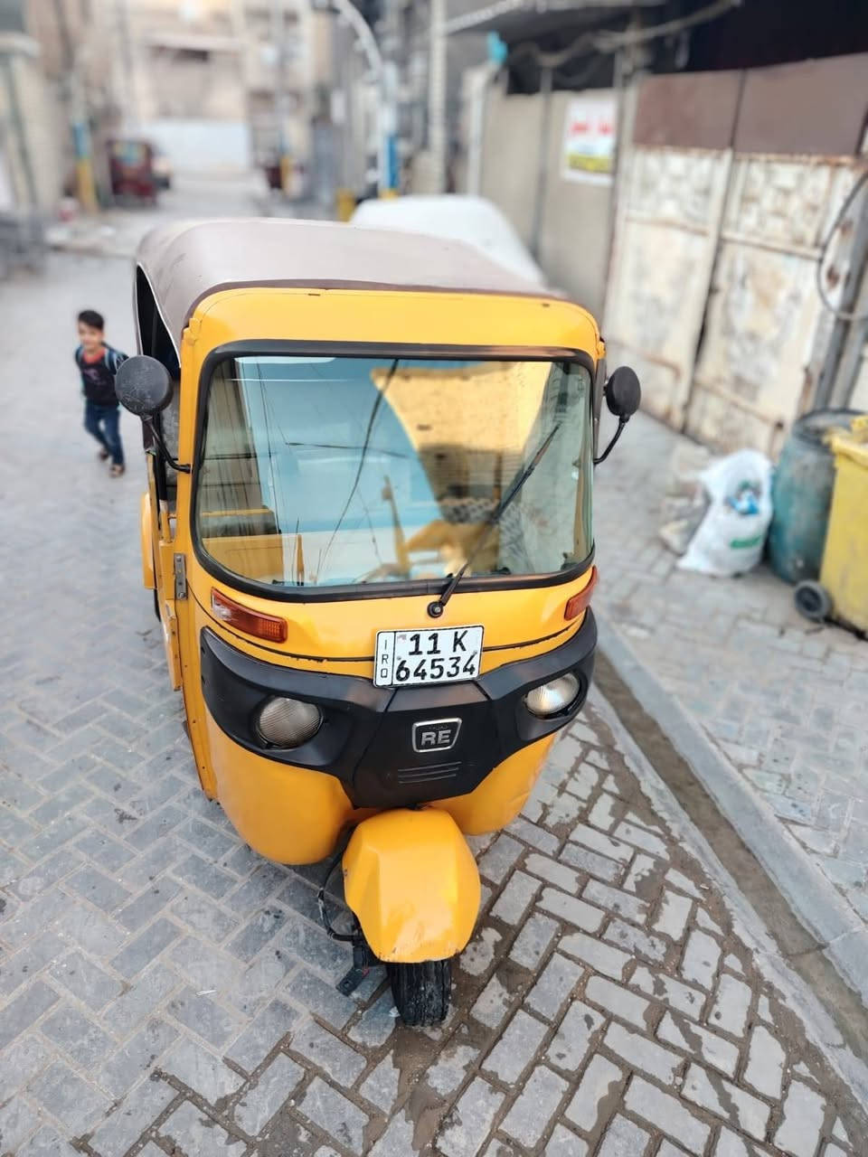 سلام عليكم ورحمه تكتك لبيع 2019دخول 20سعرها 6/500اوبيها مجال لطيبين عنواني بغداد  مدينة رقمي ***********
