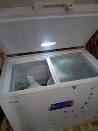 عندي ثلاجة ومجمدة نضيف رقم موديل ٠٧٧٠٨٧٩٠١٧٧