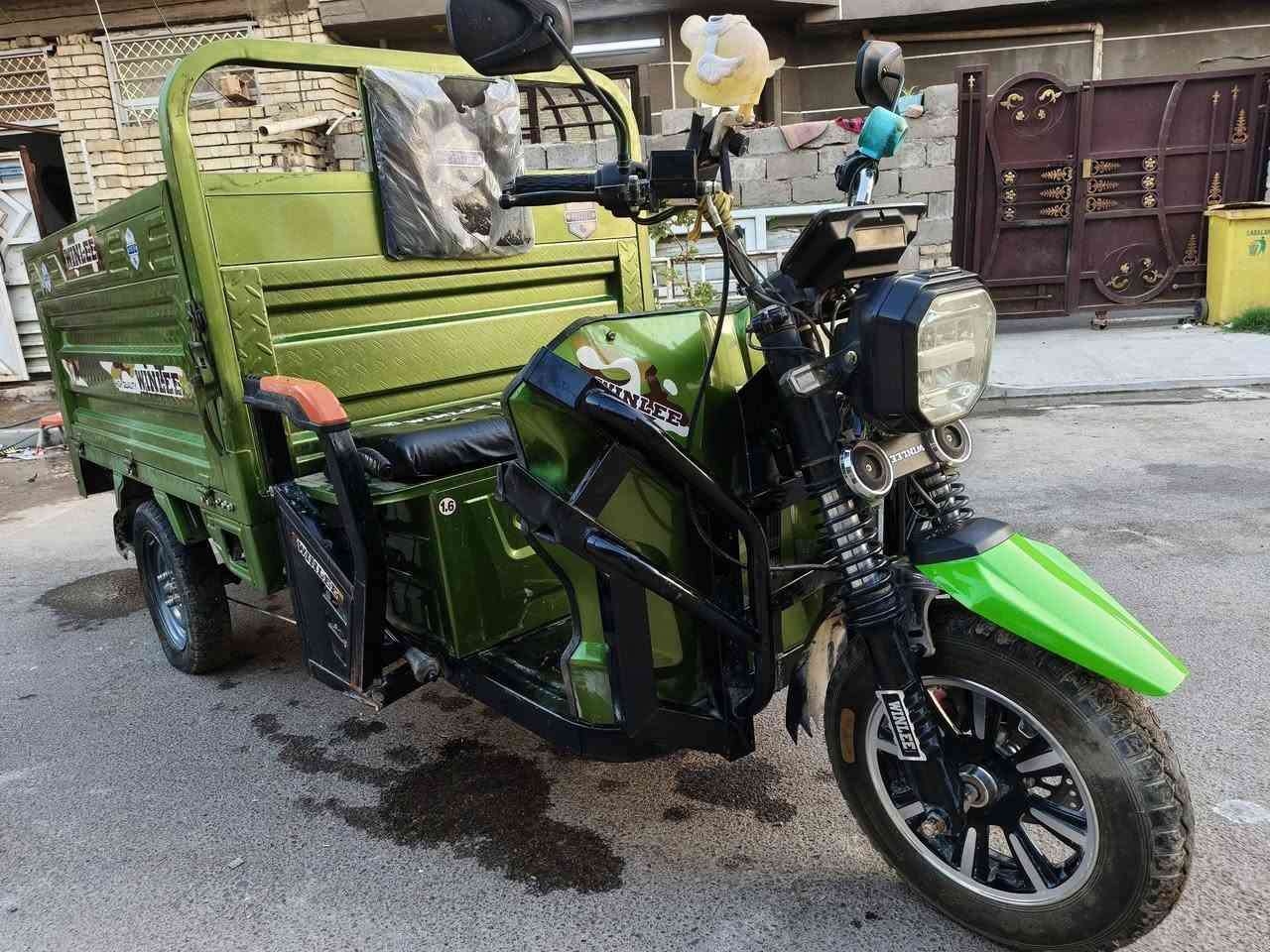 سلام عليكم ستوته شحن 🔋⚡للبيع موديل 2026 نضافه فول بطاريات 🔋جدد كهربائيات كلهه شغاله تايرات جدد/سعر 1200وبيهه مجال مكاني بغداد حي الجهاد / تواصل *********** بي واتساب 👍🏻✨/ الموشراي لا يدخل 👍🏻♥
