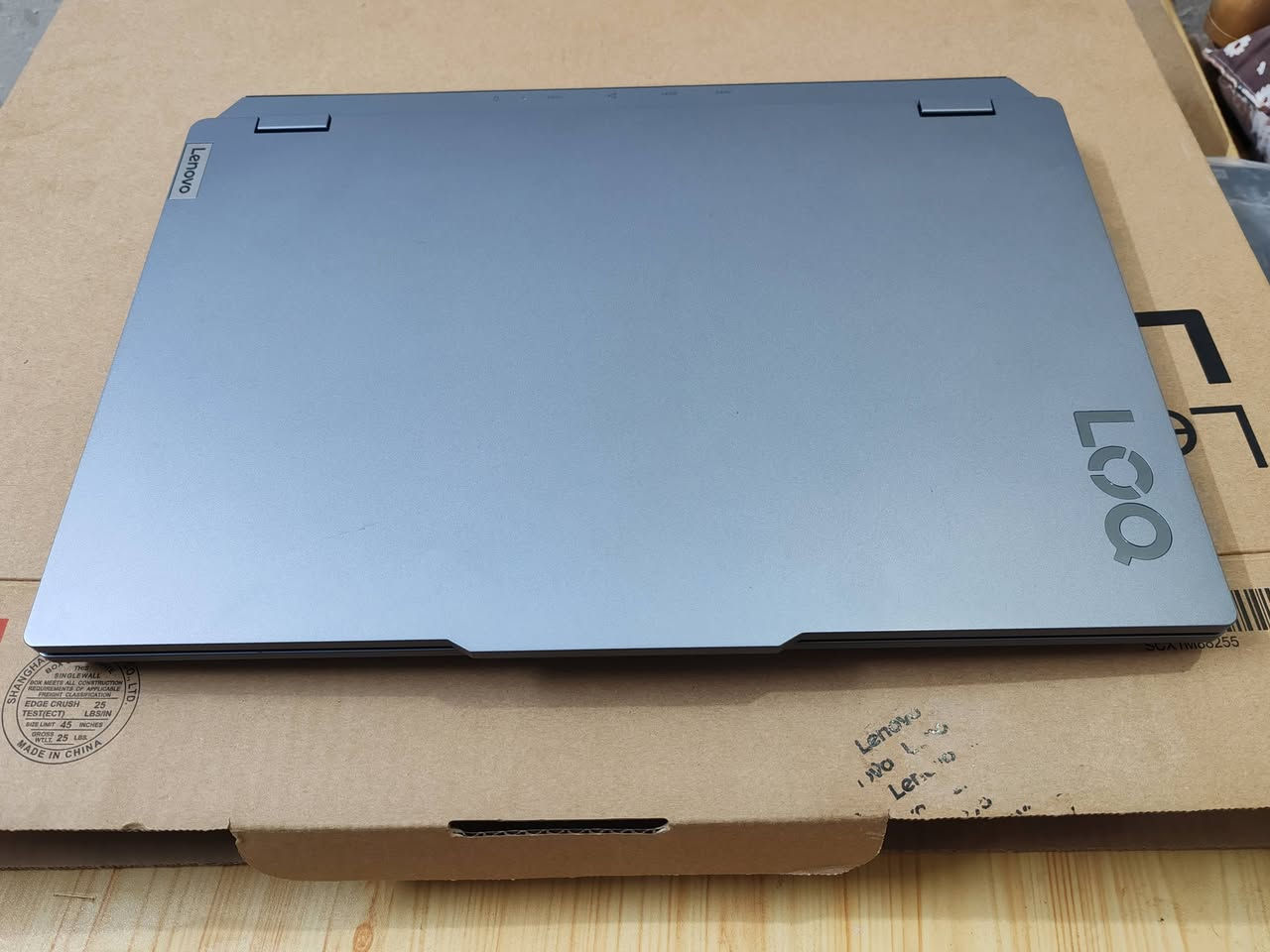 السلام عليكم
لابتوب lenovo loq 15irx9 مستخدم جدا قليل
المولصفات: 
الكارت شاشة: NVIDIA GeForce RTX 4060 8GB GDDR6 (115W)
المعالج: Intel Core i7-1365OHX القابل لكسر السرعة
الرامات: 16GB DDR5-4800
التخزين: 512 SSD
الشاشة: الشاشة (Display): 15.6 بوصة IPS، دقة FHD (1920×1080)، معدل تحديث 144Hz، 100% sRGB، وG-SYNC.
الجهاز مشحون فقط 71 مرة ونضيف جدا
السعر مليون و 350 الف وبي مجال للشراي
مكاني بغداد الصليخ


**إذا كنت صاحب هذا الإعلان وتريد حذفه لأي سبب، رجاءا أرسل رسالة إلى الدعم الفني**