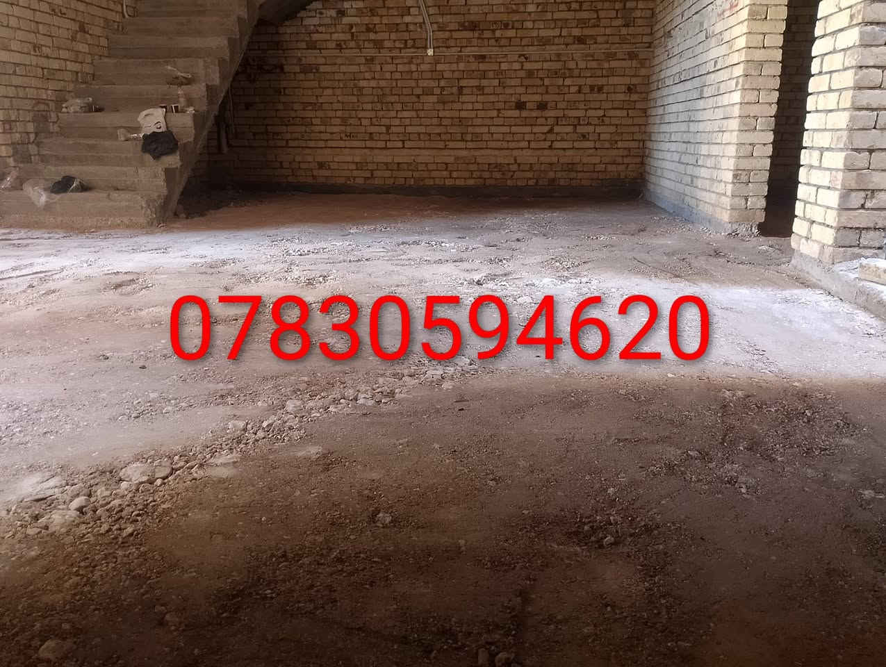 يوجد كادر لحدل والتربيع و فرش سبيس وقلع التراب وصب الارضيه وتزفيت وتسليط الأسطح يوجد كادر ***********
