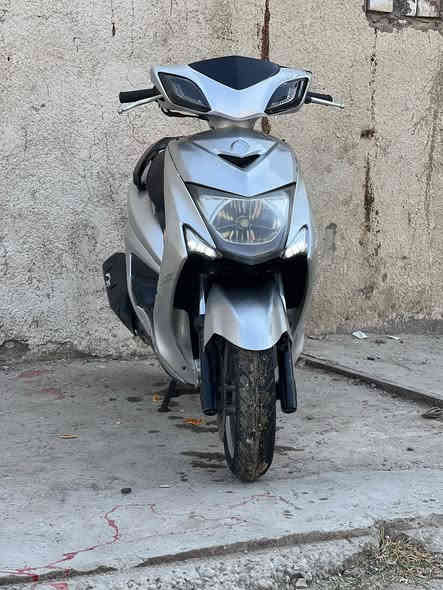 السلام عليكم /سكنس لد لبيع
لد لبيع دراجه خير من الله كامله كلشي مناقصها دراجه قويه شلعه و معدل صالنصا مالتها لبلادي موجوده أشاير تزويد دراجه نضيفه بشكل نصبتها تخبل. سعر 850 مكان بغداد البياع رقم ***********
