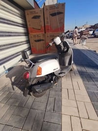 دراجه ماكس بوليس دراجه اوراق كامله دراجه كفرات كله ختم واحد نضافه ١٠٠٪...