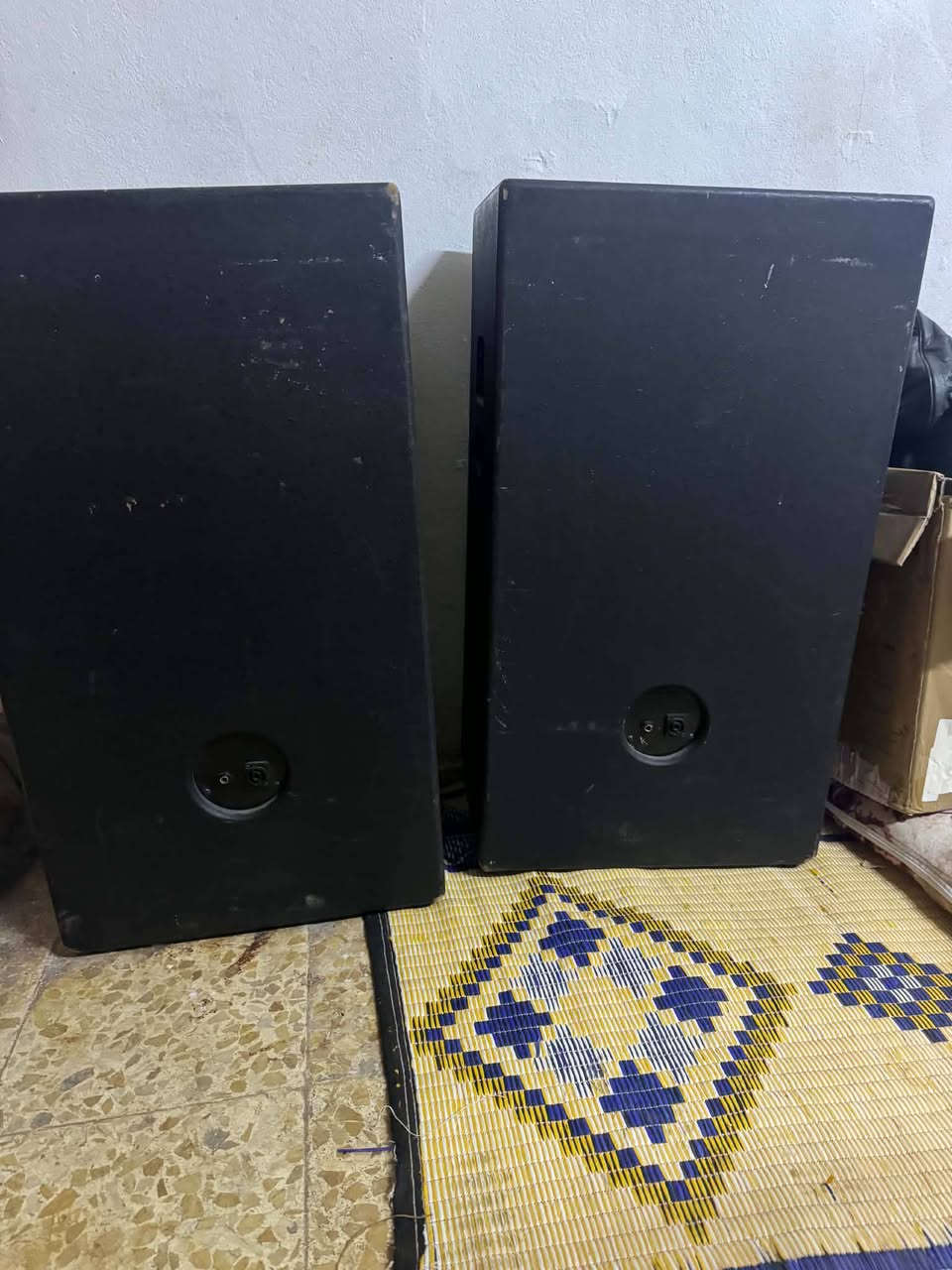 السلام عليكم اخوتي سماعات للبيع شرط تفحصه وتاخذه أي عيب بي يرجعلي والشراي يتصل عليه ‏‪***********‬‏
