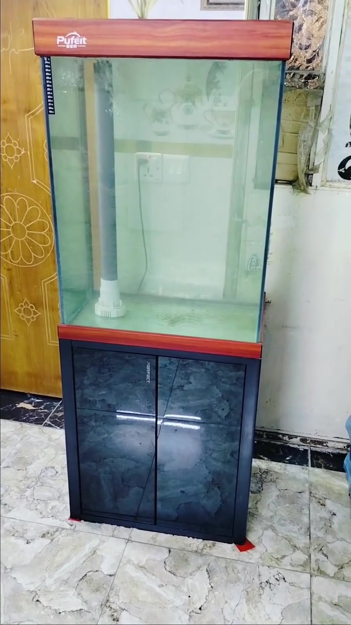 #حوض 60 سم شركه بوفيت
نزال 39 سم ارتفاع 84 سم


**إذا كنت صاحب هذا الإعلان وتريد حذفه لأي سبب، رجاءا أرسل رسالة إلى الدعم الفني**