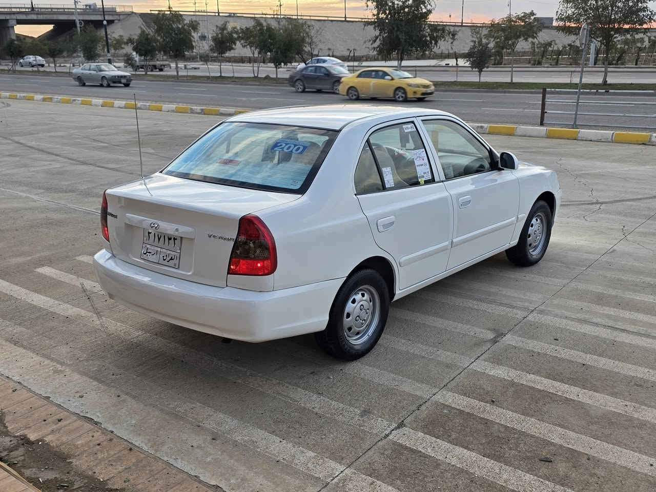 سلام عليكم من رخصت الأدمن المحترم عندي هونداي فيرنا ابيض ثلجي موديل 2009.رقم اربيل كير اوتماتيك محرك حجم كبير 16.كير ومحرك بشرط لاصرف ولابخار سيارة جديدة مابي دينار مصرف موصفات معروفة 4جام كهربائي كونترول قفل مركزي مرايات كهربائي 4اطارات وباتري كلة جديد تبريد شغال ثلج 🥶 تدفئة شغال.سيارة صبغ عام لل جمالية فقط بدون ضربة صدر امامي وخلفي كلة جديد شرط تحويل وكالة تدلل سيارة جديدة .جاهزة من كل نواحي.لايتات زينون.فقط بيع بدون مراوسة السعر 75وبيهة مجال قليل لل طيبين رجاء مو شراي اعبر منشور بكلمة حلوة مكان سيارة كركوك شورجة لل تفاصيل خابر الرقم 📞 ***********
