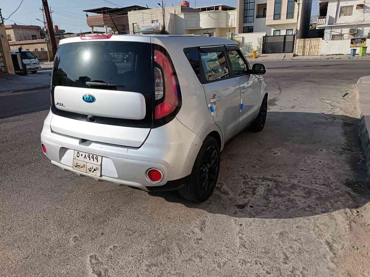 صول مديل ١٧ أمريكي حادث بنيد ومدكر أمامي واشوي بل داير الخلفي رقم أربيل تحويل وكاله رقمي *********** مكاني بصره سعر ٨٥ بيه ضعف بل تبريد سياره حلوه
