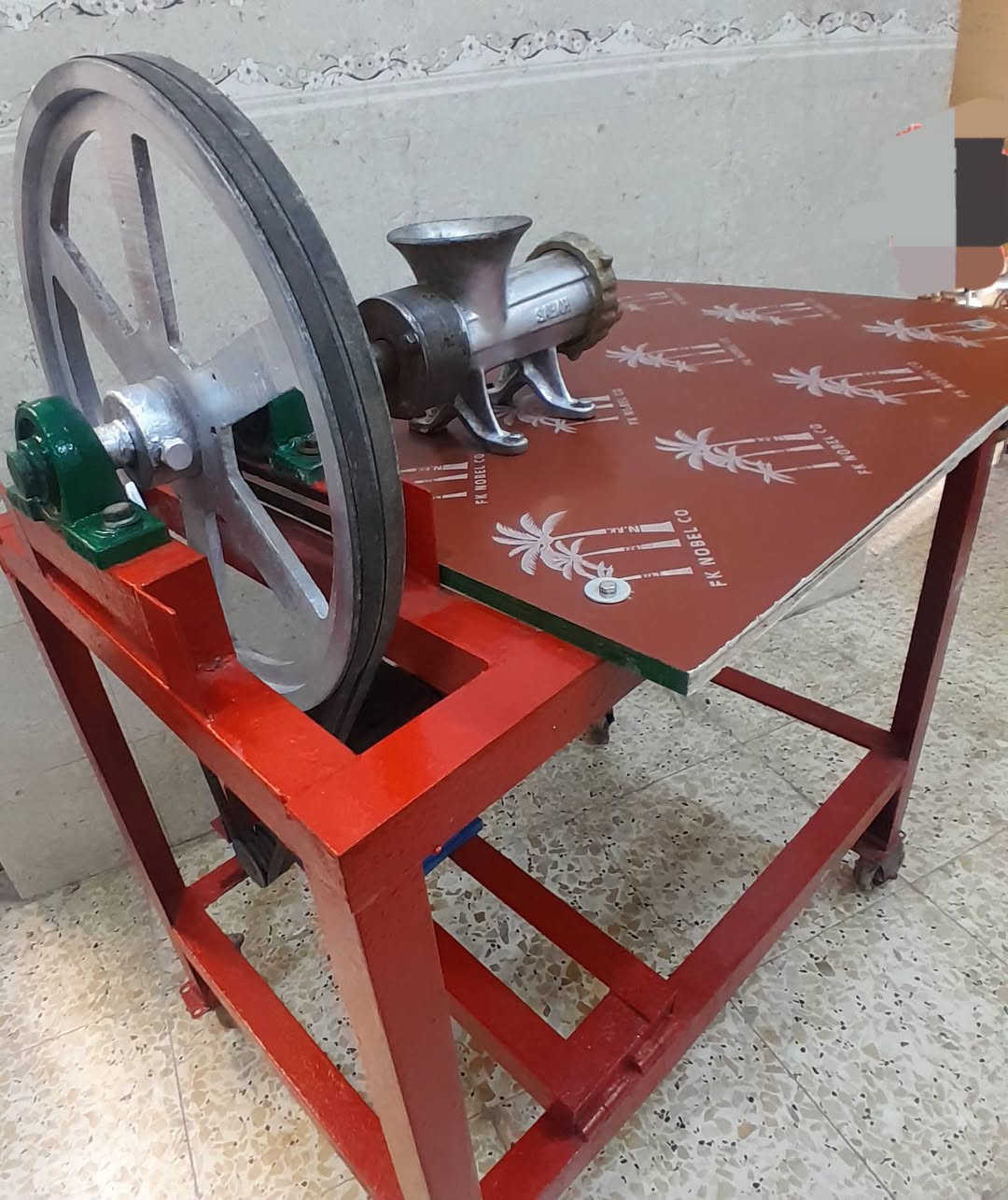 مكينة ثرم حجم 22 سعر 190 مكان بغداد للاتصال ***********
