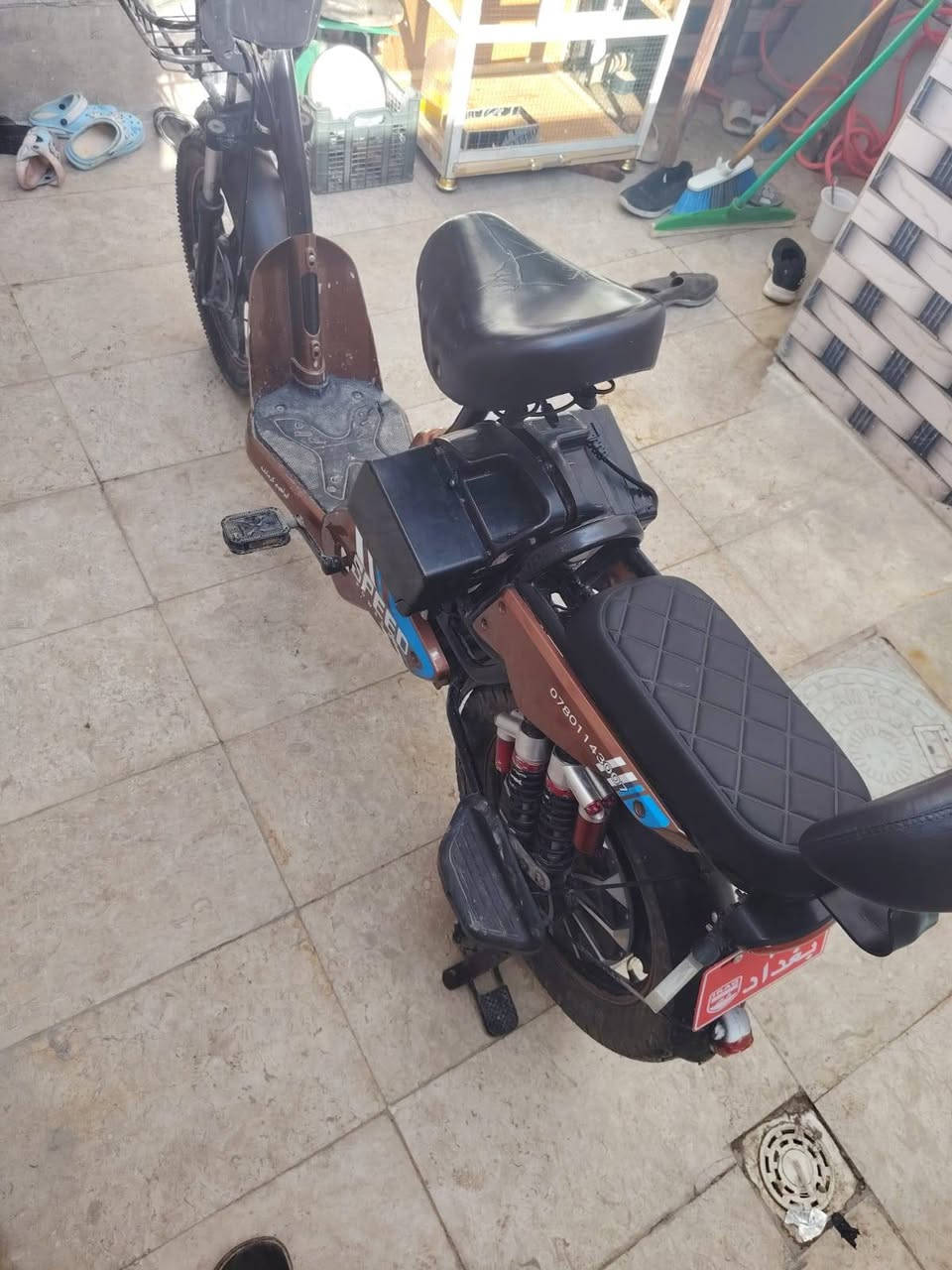 سلام عليكم دراجة لبيع 5بطاريات كلها شغالة بس ما تاخض شحن مضبوط ابيع كوم حديد سعر 350اوبها مجال لطيبين عنواني بغداد مدينة الصدر رقمي ***********
