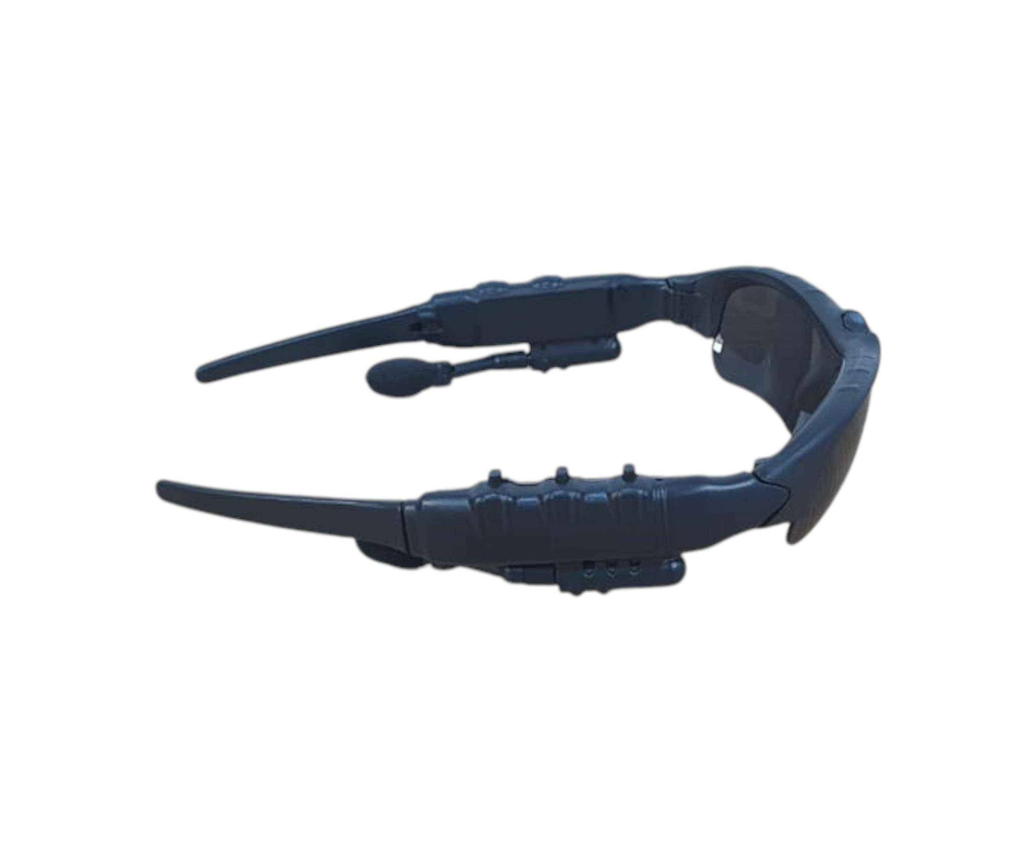 الاستخدامات

مثالية لممارسة الرياضات الخارجية مثل: الجري، ركوب الدراجات، التزلج، أو المشي في الطبيعة

ممتازة للأنشطة اليومية مثل القيادة أو التنقل في الأماكن العامة

تدعم الاستماع للموسيقى وإجراء واستقبال المكالمات بدون الحاجة لاستخدام اليدين، مما يجعلها خيارًا عمليًا للسفر والعمل

أنيقة وعصرية، تضيف لمسة تقنية حديثة لإطلالتك

المميزات

سماعتان مدمجتان على جانبي الإطار بتقنية صوت موجه نحو الأذن، توفّر تجربة استماع خاصة وآمنة

ميكروفون مدمج بجودة صوت واضحة لإجراء المكالمات أو الأوامر الصوتية

اتصال بلوتوث سريع ومستقر لربط النظارة بالهاتف الذكي أو أي جهاز متوافق

أزرار تحكم على الإطار لتشغيلإيقاف الموسيقى، الرد على المكالمات، والتحكم بالصوت

عدسات حماية من الأشعة فوق البنفسجية UV400، مثالية للوقاية من أشعة الشمس خلال الأنشطة الخارجية

تصميم مريح وخفيف الوزن للارتداء لفترات طويلة بدون إزعاج البصرة, العراق


**إذا كنت صاحب هذا الإعلان وتريد حذفه لأي سبب، رجاءا أرسل رسالة إلى الدعم الفني**