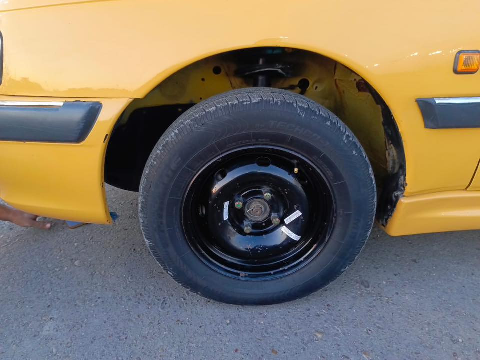 سلام عليكم بيجو بارص موديل ١٥مكفوله كفاله عامه عده هلال خلفي شرط سونار عله وضع شركه مكينه كير حداديه سنويه ٢٧ هيئه مصفره العنوان بغداد السعر٥٢ الهاتف ***********
