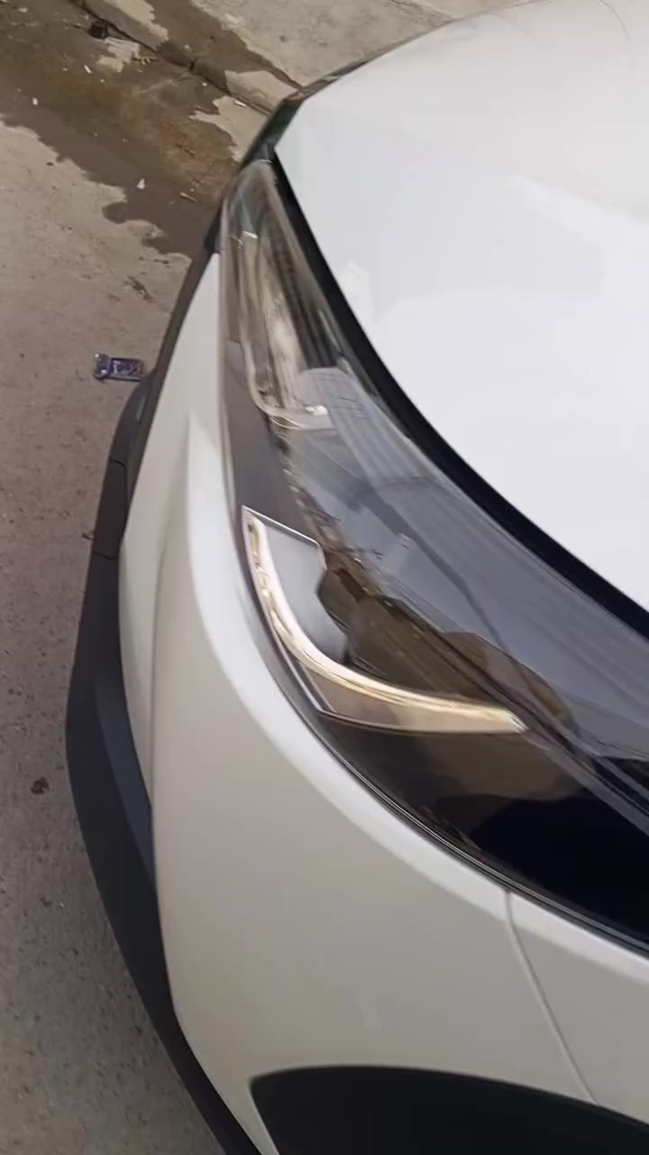 سلام عليكم كورولا كروز 2025 سياره جديده فتحه ماشيه 12الف سياره جديده بيه شخوط ورصعه في الجامرلق العنوان بغداد الجديدة ***********
