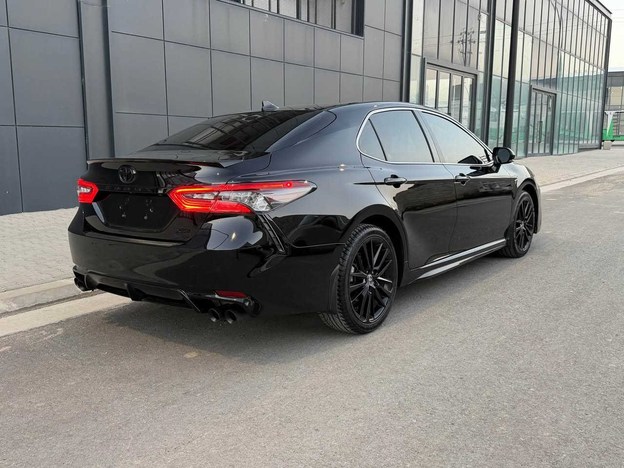 كامري XSE  
موديل - 2024
ماشيه 40 الف
محرك 2500 
بدرن بانوراما 
وارد امريكي 
الضرر - باب + جاملغ + حافة البنيت صبغ بدون دواخل 
صور الحادث بلمنشور 
ايرباك فقط البرده طاك
رقم كاتى تترقم شمالي
عنوان- سليمانيه 
*********** السليمانية, العراق
