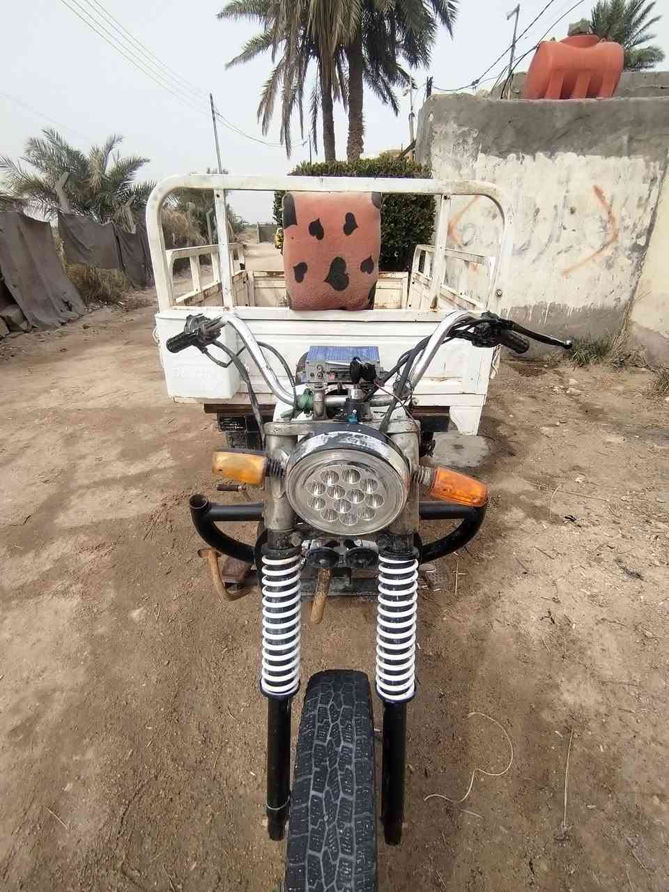 السلام عليكم ستوته موديل ٢٠٢٠ جاهزه كله جديد توه معمره مكينه واكسن وصدر الاصليات وتايرات جوبلس أوراق كامله وكيل هاذ رقمي الشراي يتصل مكاني ناصريه ***********
