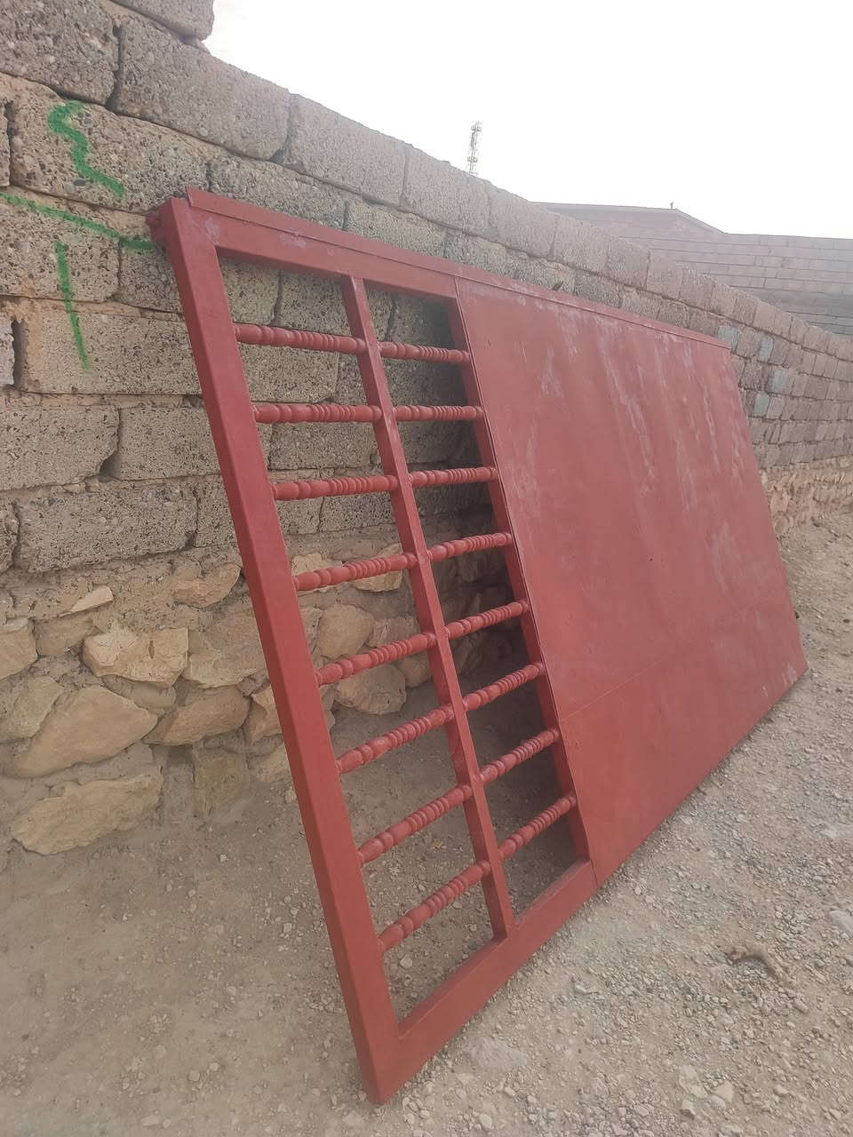 باب للبيع عدد 2
‏‪0776 936 0096‬‏
